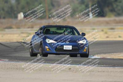 media/Sep-20-2025-Extreme Speed (Sat) [[1fcc23683c]]/Orange (Mid Intermediate)/Session 1 (Sunset)/